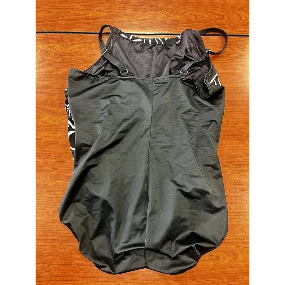 Beachy Trimshaper Bathing Suit Size 20W One Piece Black and White